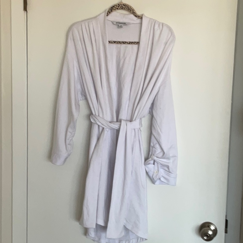 White Workrobe